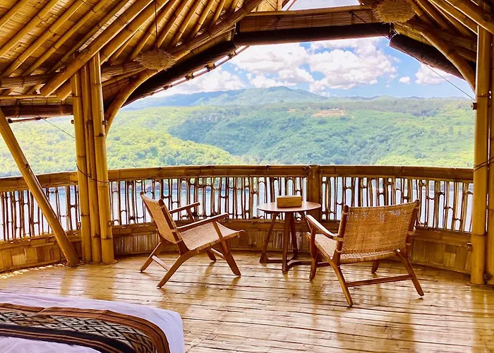 Les Terrasses Ceningan レンボンガン島